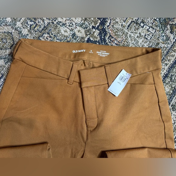 Old Navy High-Waisted Pixie Skinny Ankle Pants - Women - Picture 4 of 4